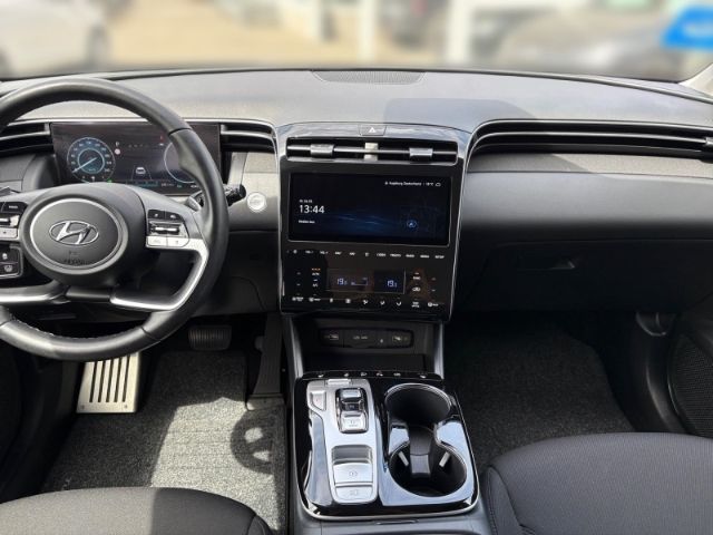 Fahrzeugabbildung Hyundai Tucson Trend Hybrid 2WD +NAVI+KLIMA+RFK+PDC+UVM+