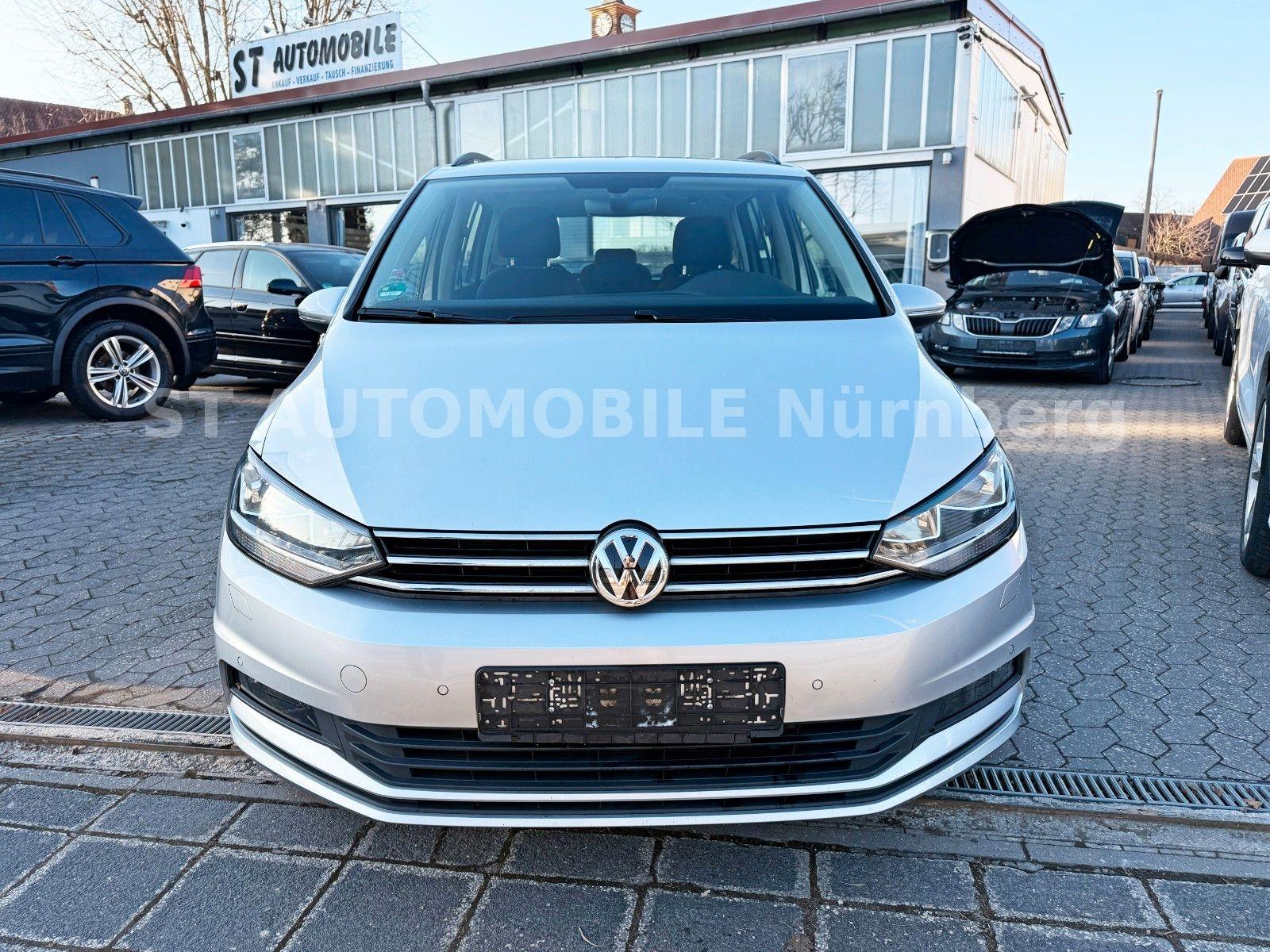 Volkswagen Touran 1.6 TDI Comfortline*1.HD*KAMERA*MASSAGE*
