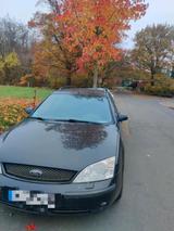 Ford Mondeo Ghia 2.0 16V  TÜV 01/2026, 8-... - Ford Mondeo aus 2002: Kombi