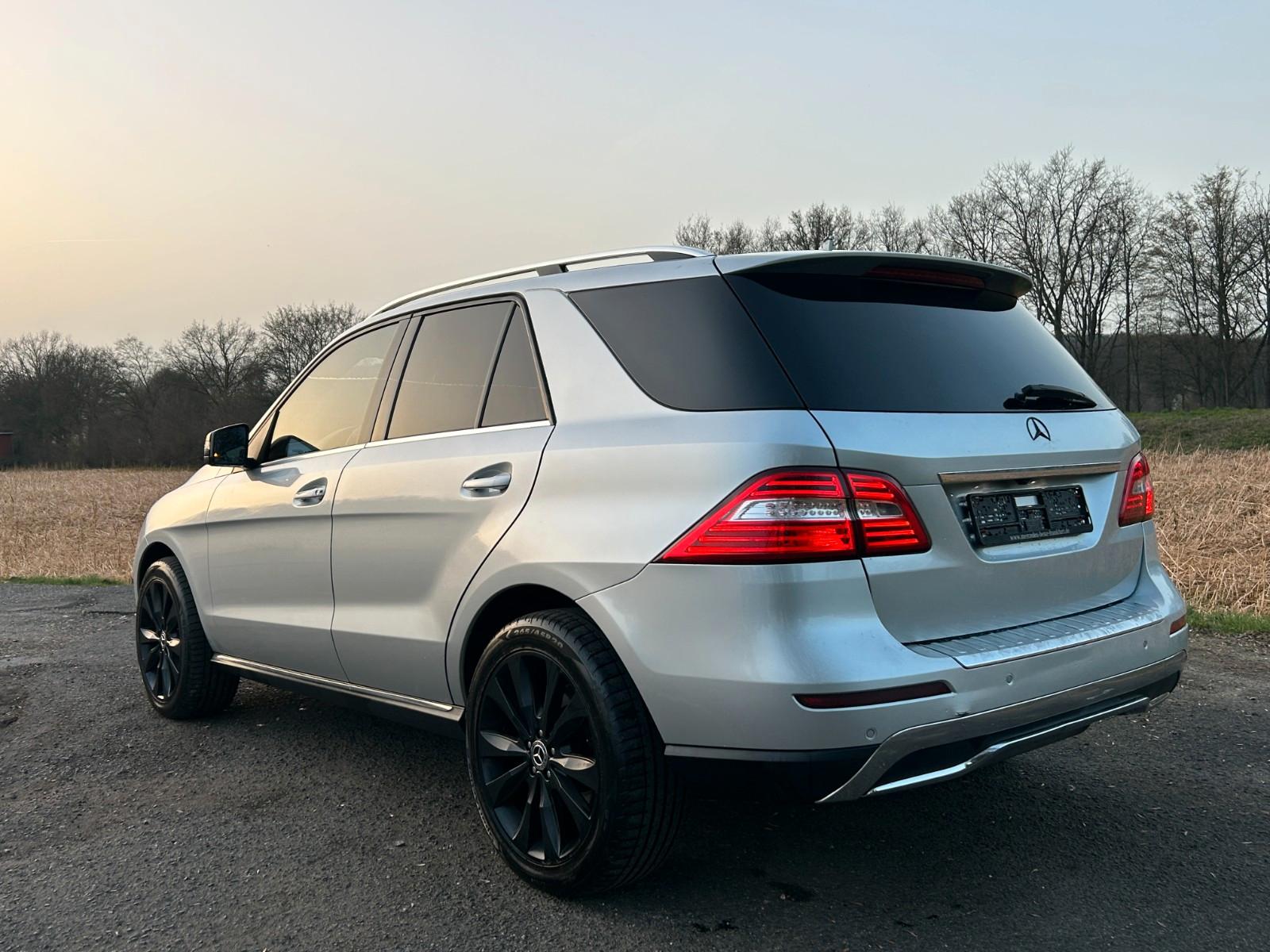 Mercedes-Benz ML 350 CDI BlueTec Distronic Sitzbelüftung AHK