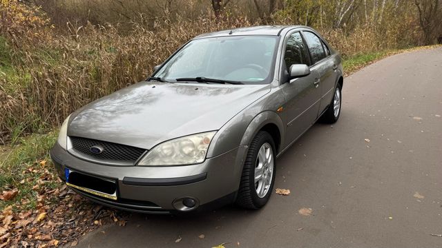 Ford Mondeo MK 3 1.8 Benzin Limousine