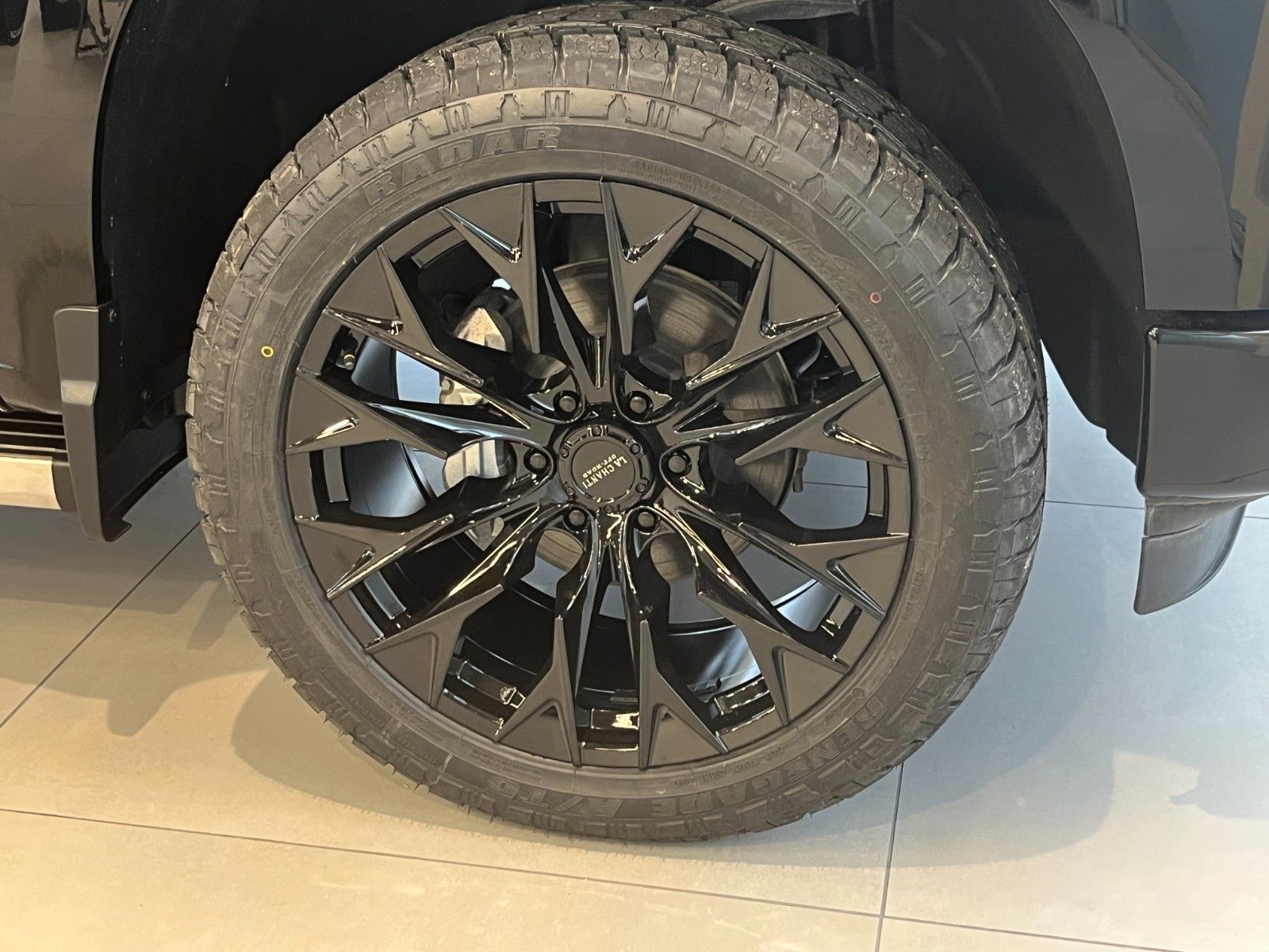Fahrzeugabbildung Chevrolet Silverado 6.2 V8 High Country*Z71 *KlappeLPG
