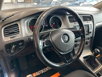 MYAUTOCENTER – Gebraucht- und Jahreswagen mit Werkstattservice in Pfaffenhofen Volkswagen Golf VII Variant Comfortline BlueMotion