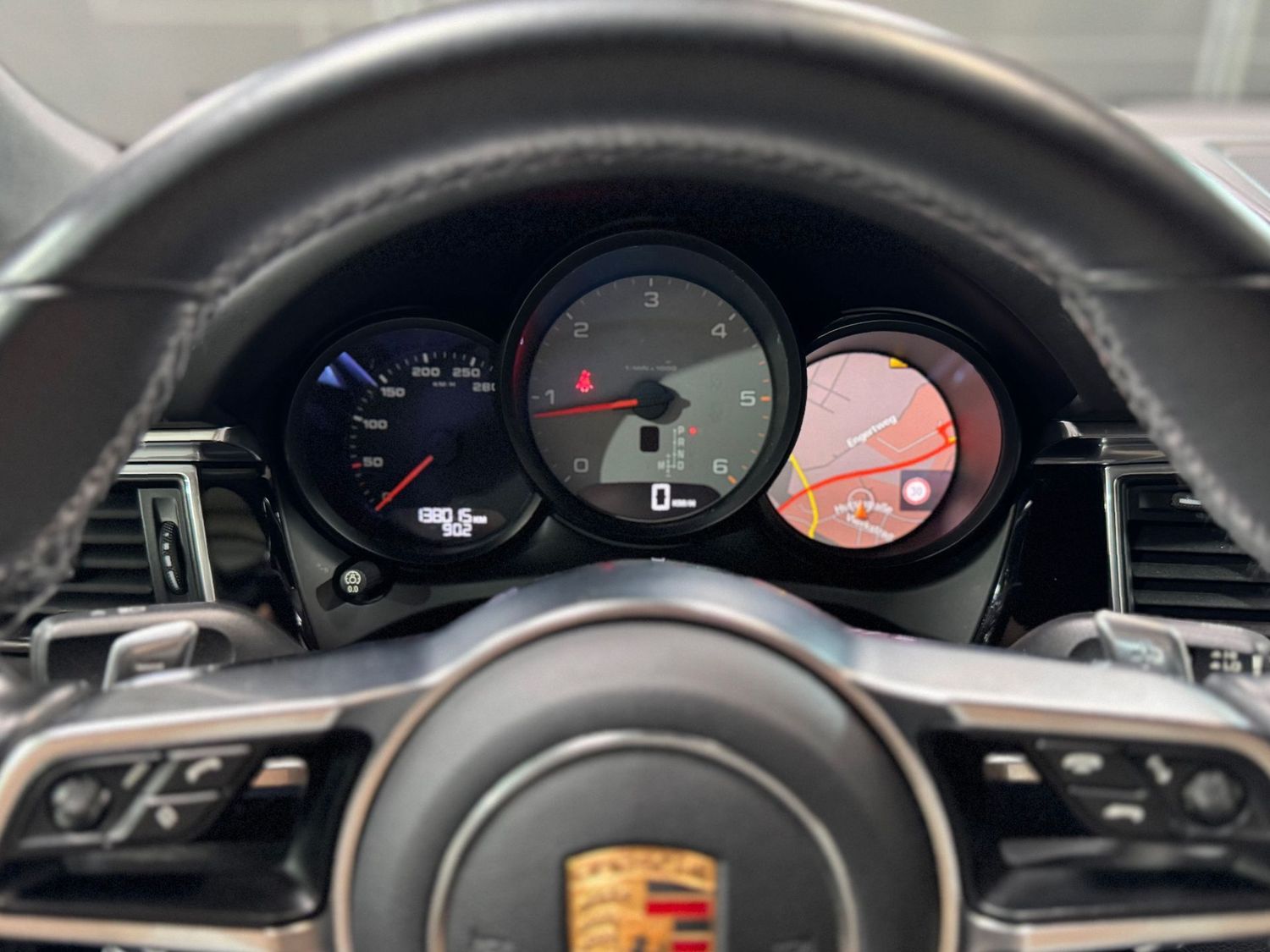 Fahrzeugabbildung Porsche Macan S Diesel #Bi-Xenon#Memory#Leder