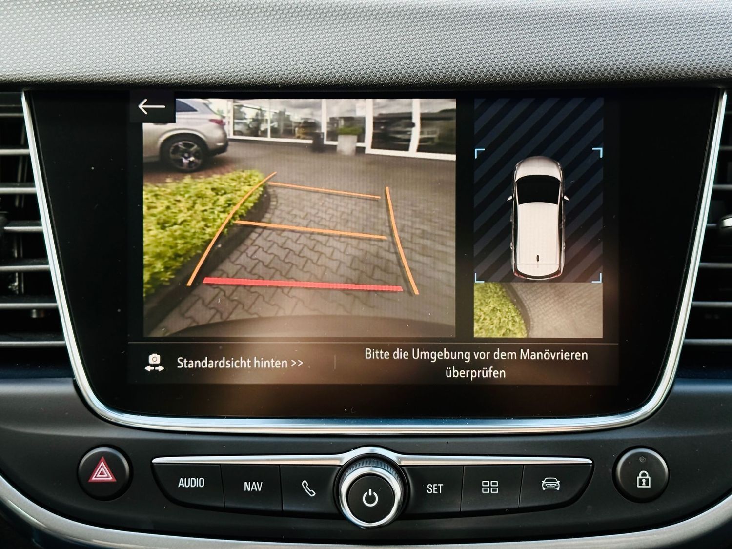 Fahrzeugabbildung Opel Crossland X 1,2 T ENJOY, Navi, ECO-LED, RFK, PTS