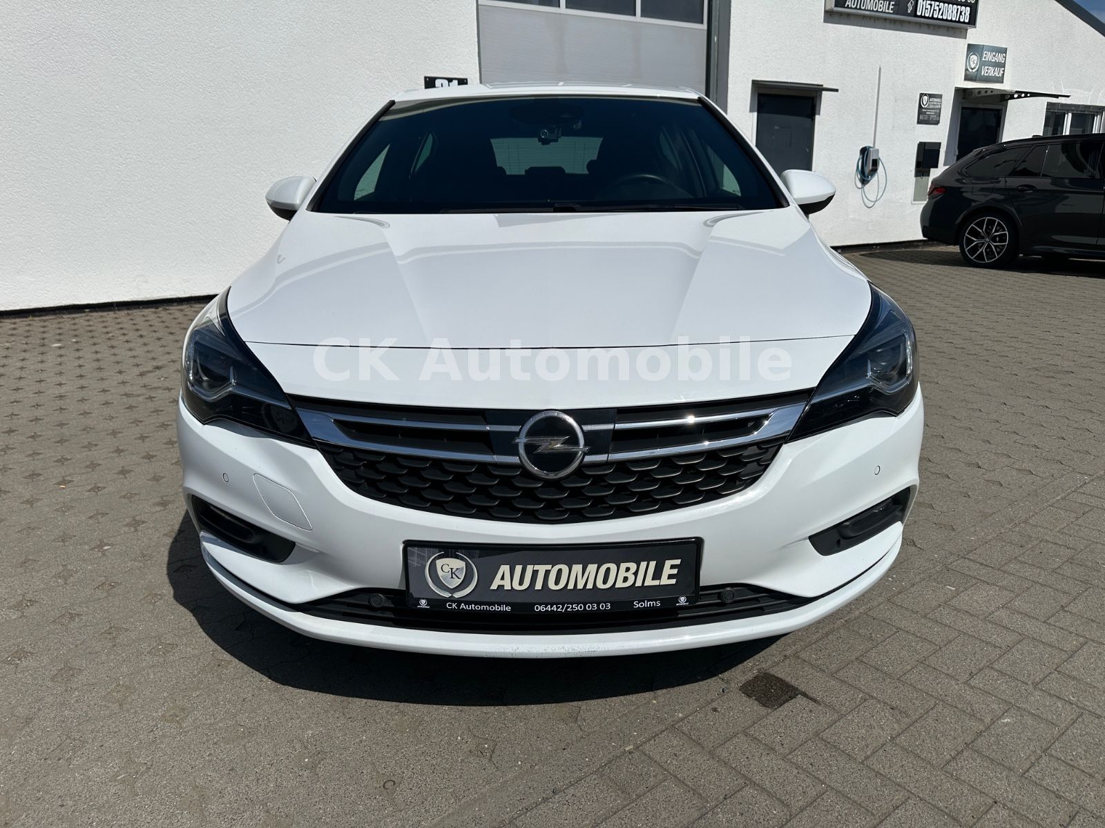 Fahrzeugabbildung Opel Astra K 1.6 Turbo Dynamic Autom./Navi/LED/ACC