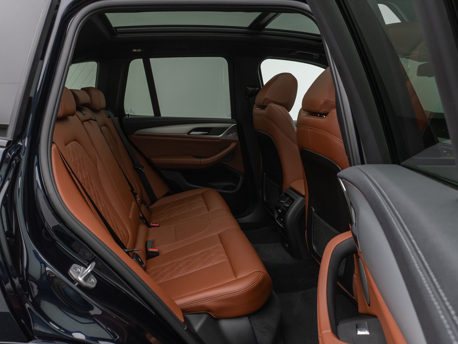 Fahrzeugabbildung BMW X3 M40d Panorama Laser 360°HUD DAB H/K 20Zoll