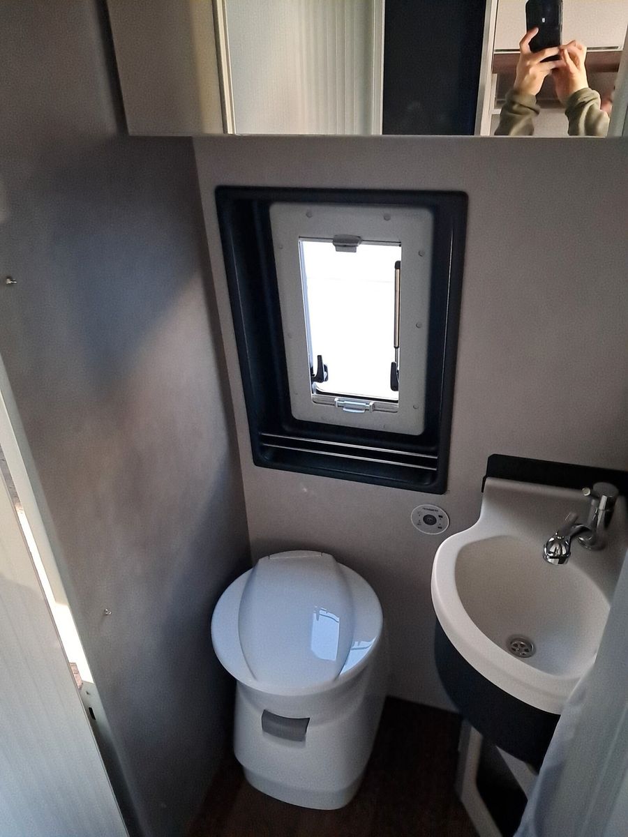 Fahrzeugabbildung Pössl Summit Shine 640 R Peugeot 165 PS All In,Tagesz.