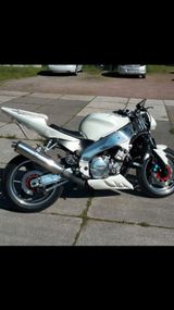 Yamaha YZF 1000 R Thunderace - YAMAHA STREETFIGHTER R1