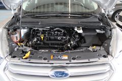 Fahrzeugabbildung Ford Kuga 1,5 EB COOL & CONNECT AHK Winter Paket NAVI