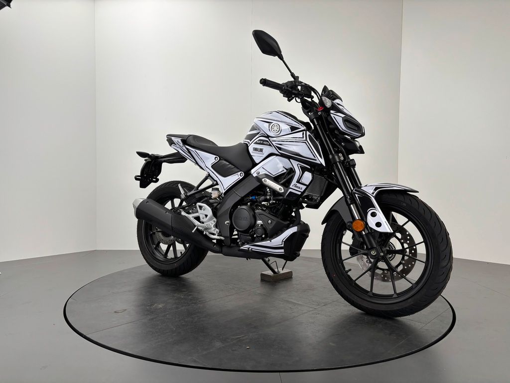Fahrzeugabbildung Yamaha MT-125 *HERBST DEALS*YAMAHA RIDER FOLIERUNG
