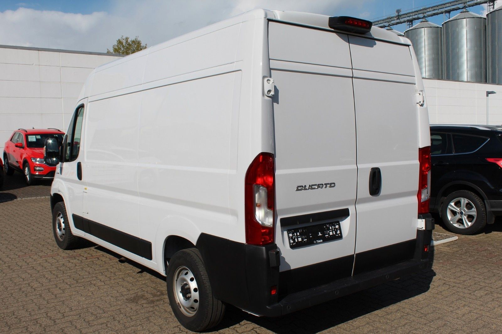 Fahrzeugabbildung Fiat Ducato Kasten 120MJT  L2H2  NAVI/AC/KAMERA/PDC