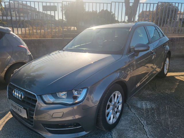 Audi A3 SPB 1.6 TDI 105 CV S tronic Ambition