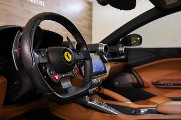 صورة مصغرة 25 لـ 2017 Ferrari GTC4LUSSO