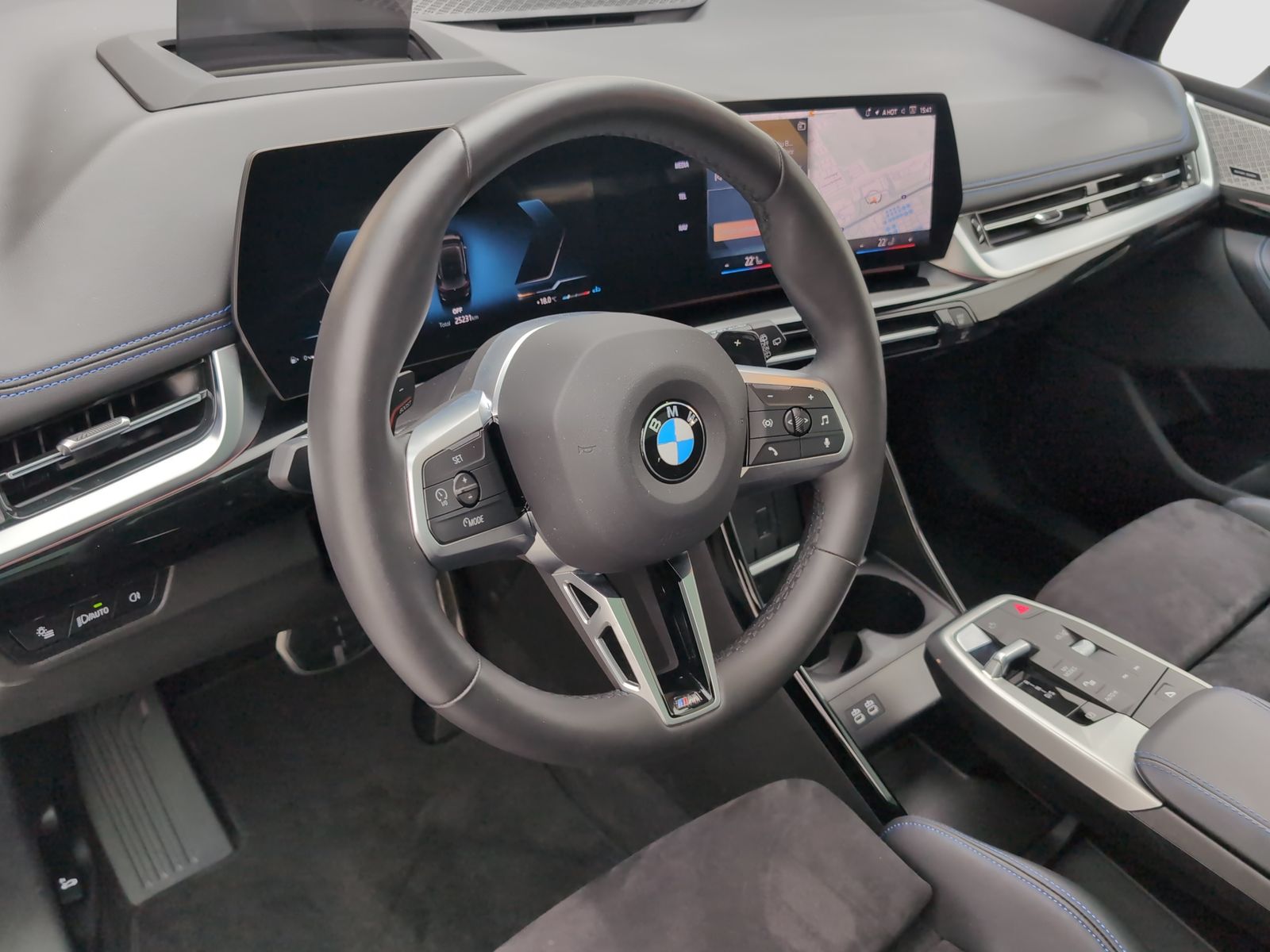 BMW 223 Active Tourer - Bild 12