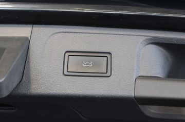 Volkswagen Passat GTE 1.4 TSI AID+MATRIX+KEY+KAM+PANO+AHK