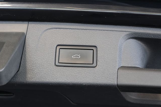 Volkswagen Passat GTE 1.4 TSI AID+MATRIX+KEY+KAM+PANO+AHK