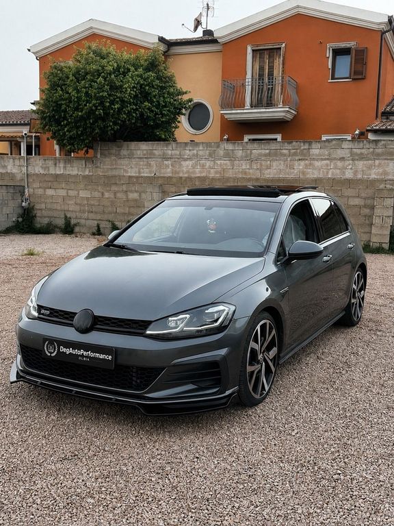 Image of Volkswagen Golf