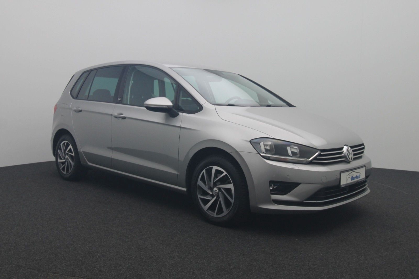 Fahrzeugabbildung Volkswagen Golf VII Sportsvan 1.4 Sound BMT/Start-Stopp