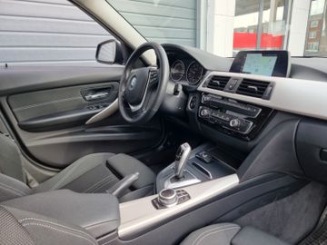 BMW 320 - 8