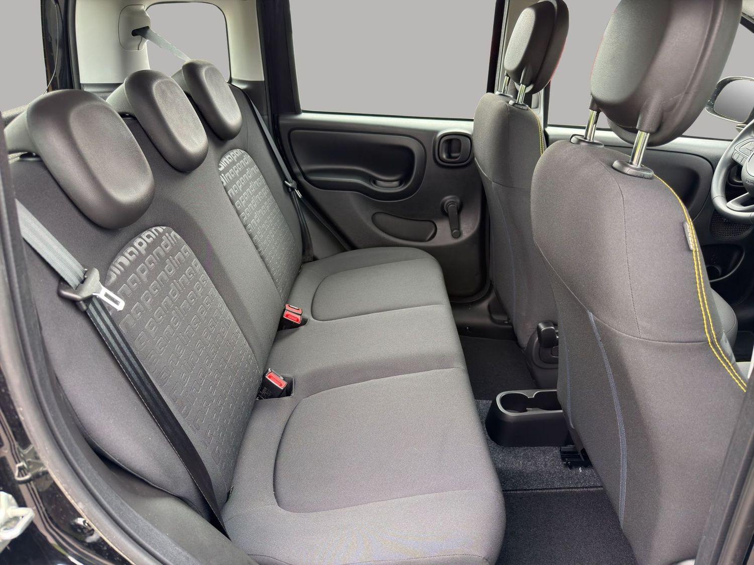 Fiat 99€ LEAS Panda PANDINA CROSS DAB SPURHALTE CITY