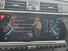 Fahrzeugabbildung DS Automobiles DS 7 1.6 E-Tense 300 Rivoli 4x4 mit AHK