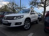 Volkswagen VW Tiguan 2.0 TDI*Neuer Zahnriemen*Panorama-Dach