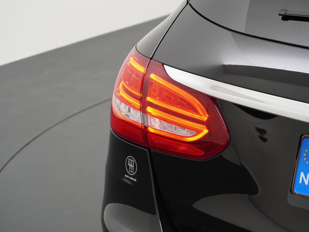 Mercedes-Benz C 180 Estate AMG Styling panorama dach BTW Auto