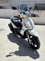 Piaggio PIAGGIO Beverly 350 i.e. sport touring - PIAGGIO BEVERLY