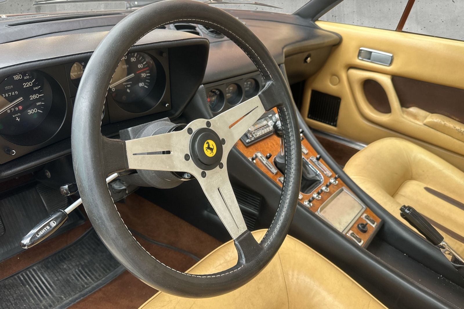 Fahrzeugabbildung Ferrari 400GT i*Handschalter