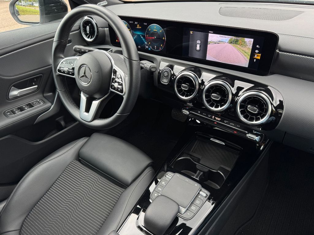 Mercedes-Benz CLA 220 Shooting Brake CLA 220 d SB,Distro,Pano,AHK,LED,Burmester,Night