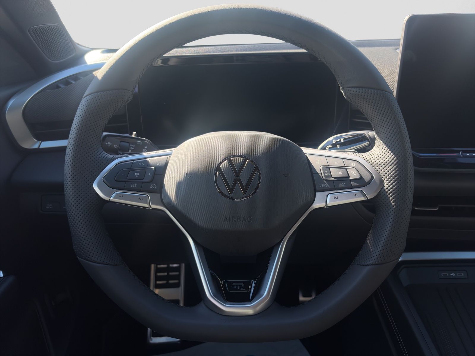 Volkswagen T-Roc - Bild 8