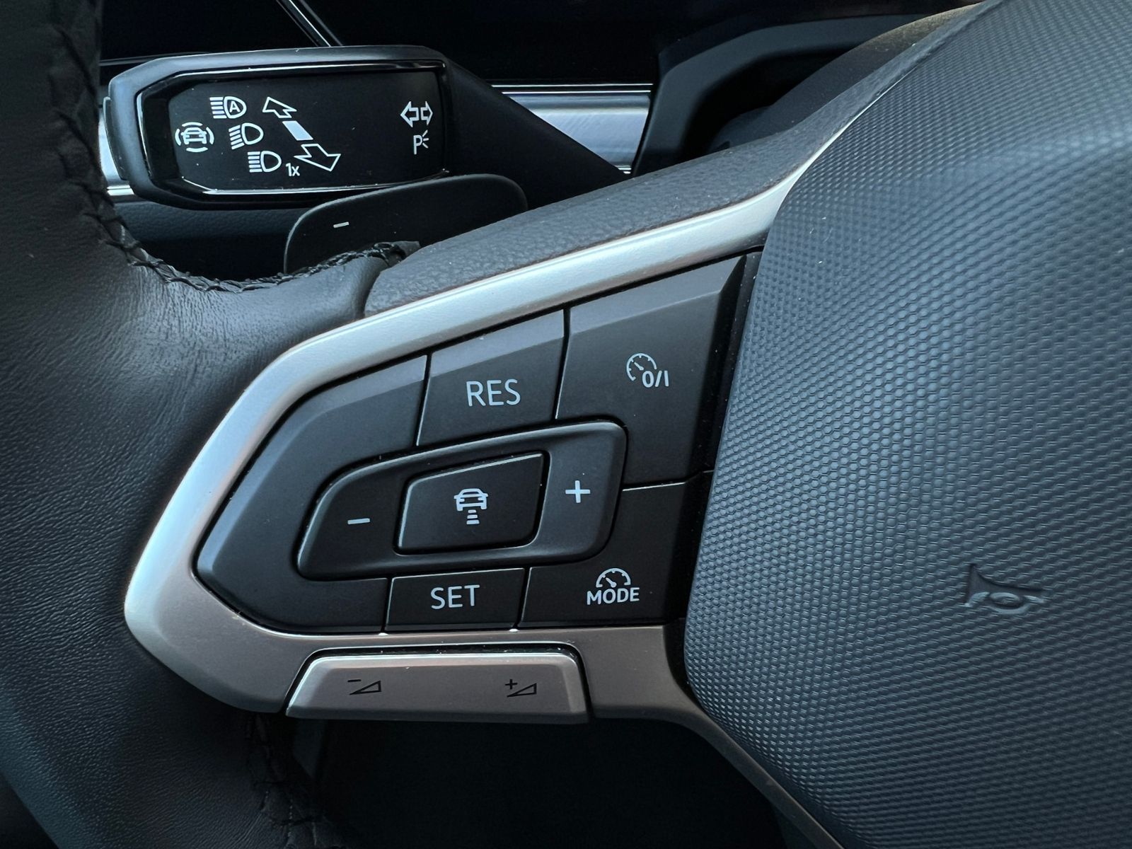 Fahrzeugabbildung Volkswagen Touareg 3.0 TDI 4MOTION *AHK, Luft, Leder, ACC,