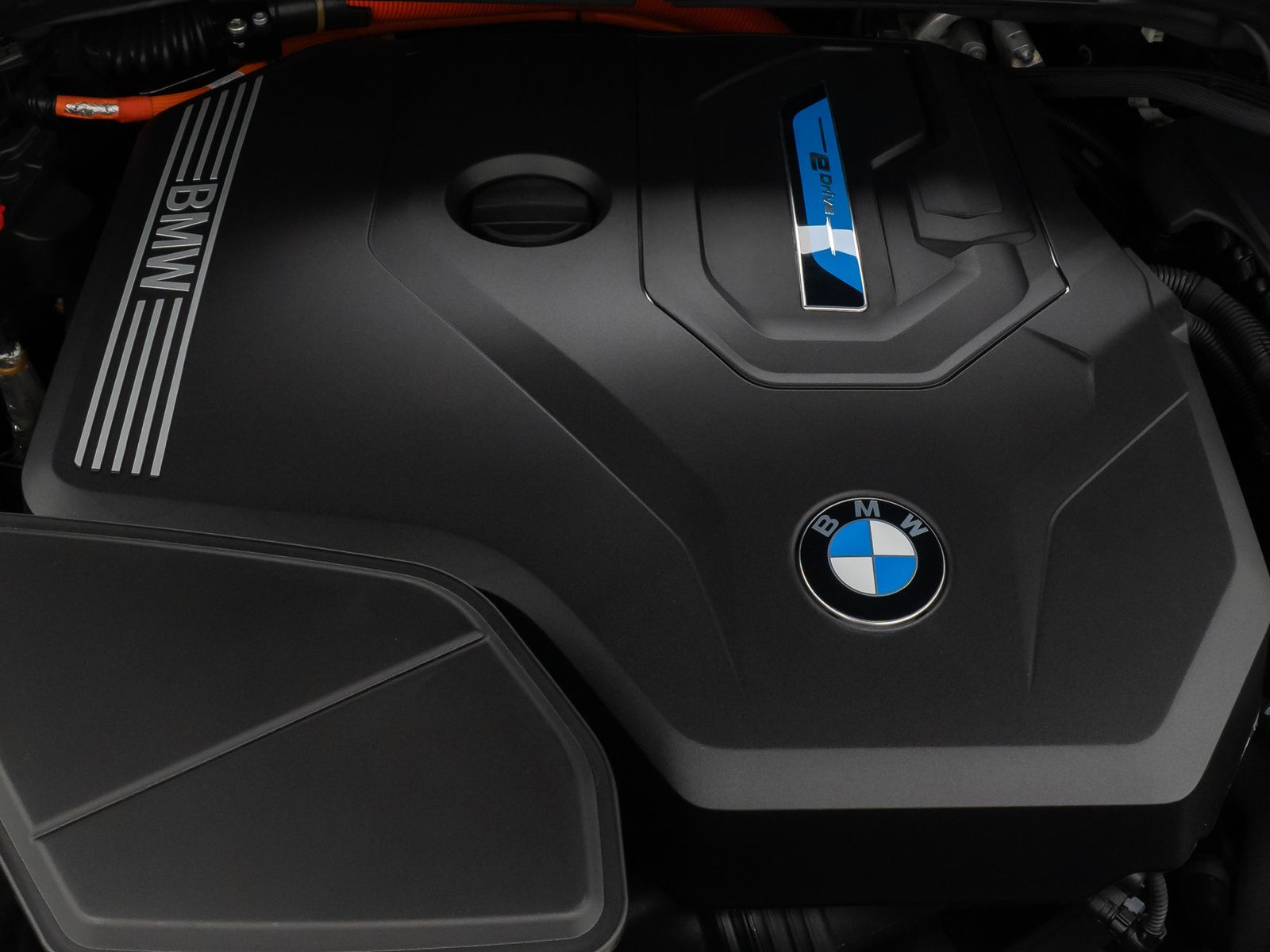 Fahrzeugabbildung BMW X3 xD30e Kamera AHK HUD DAB Sport Panoram 19Zoll