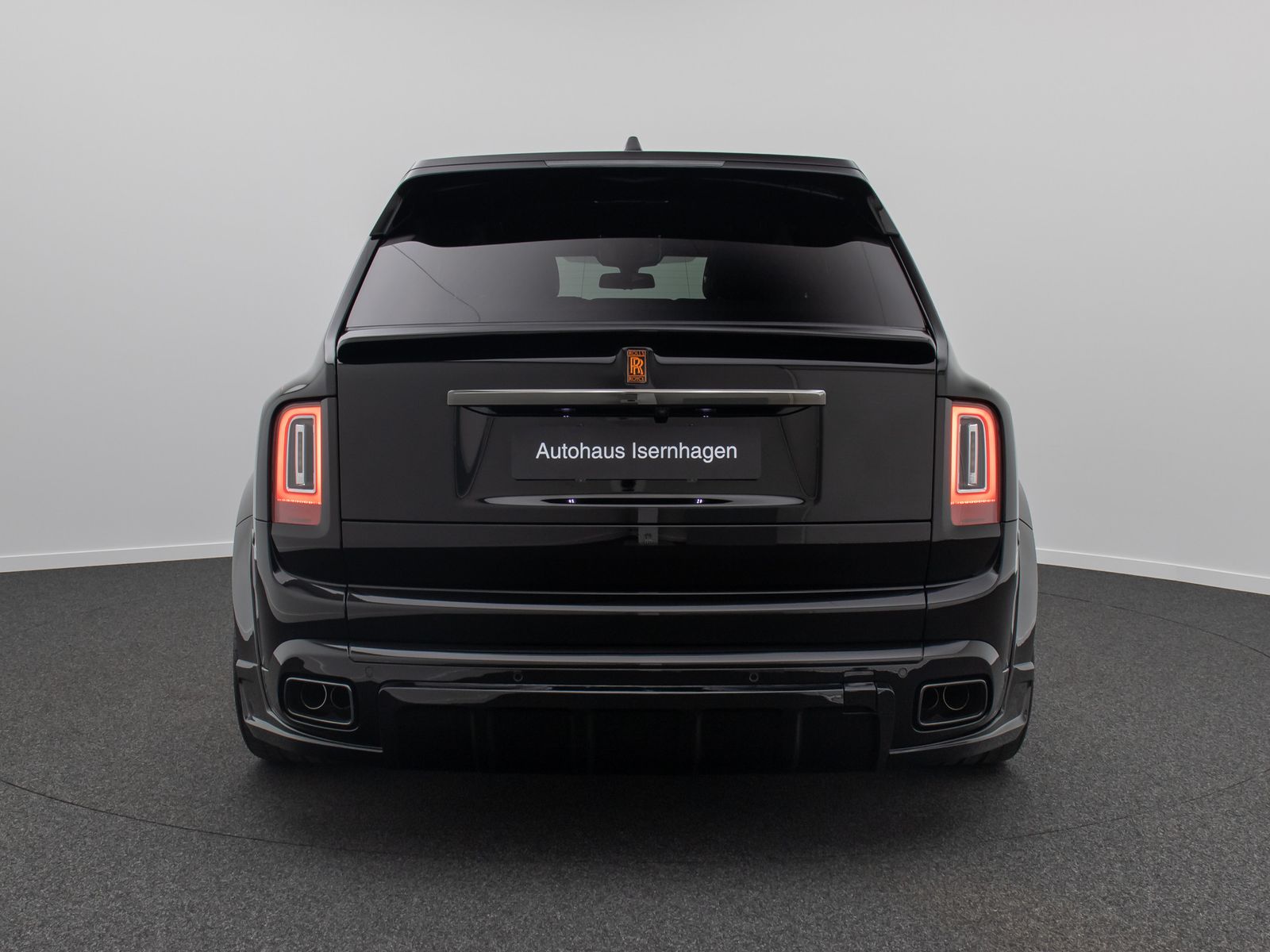 Fahrzeugabbildung Rolls-Royce Cullinan Black Badge Night Vision Novitec VOLL
