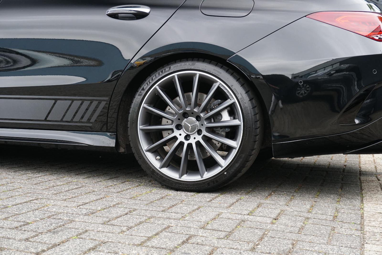 Mercedes-Benz CLA 35 AMG 4M Editio55 AERO PANO RFK Performance