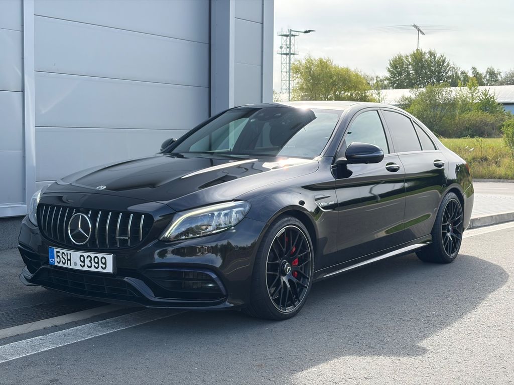 Image of Mercedes-Benz C 63 AMG