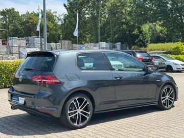 Volkswagen Golf - 12