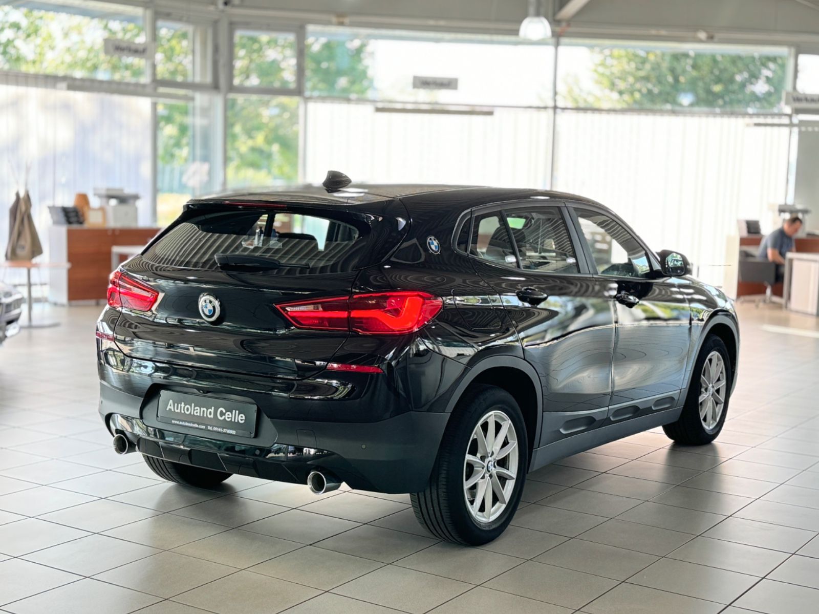 Fahrzeugabbildung BMW X2 xDrive20d Kamera LED GeschwindigReg ParkAssis