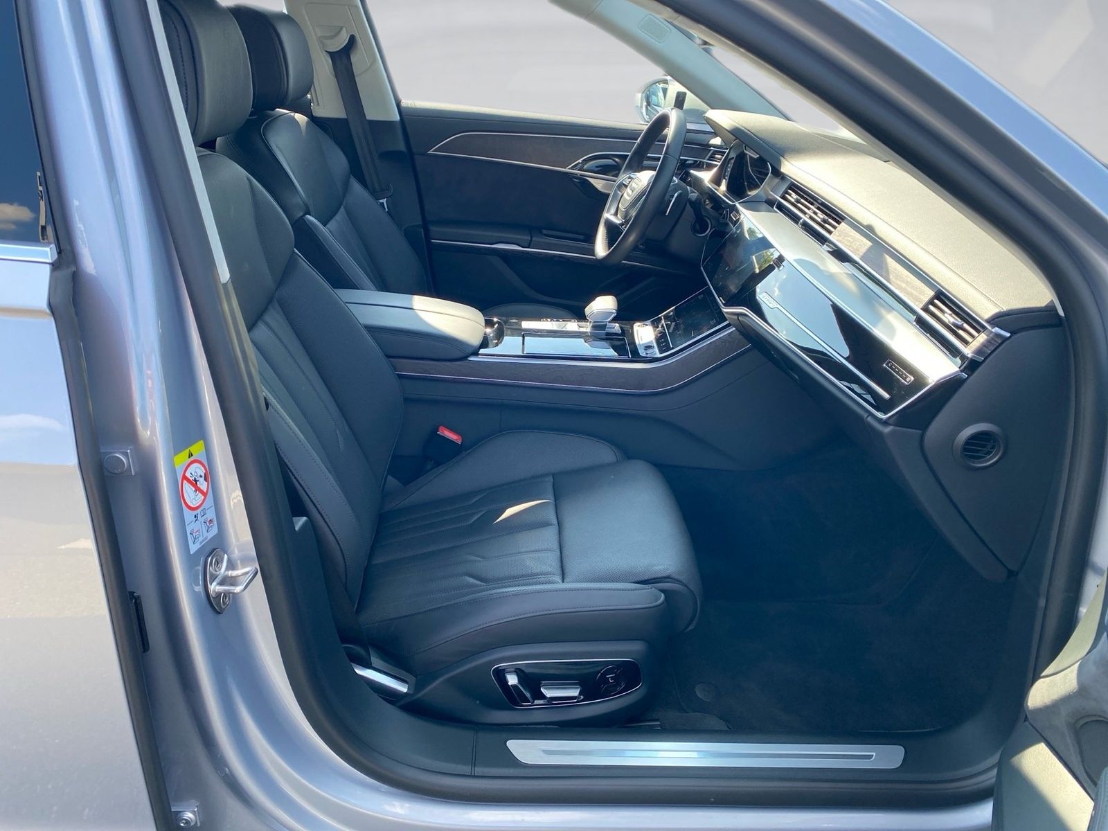 Audi A8 - Bild 10