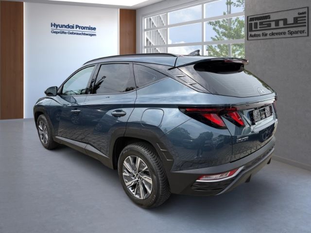 Fahrzeugabbildung Hyundai Tucson Select 2WD +KLIMA+NAVI+PDC+SHZ+TEMPOMAT+U