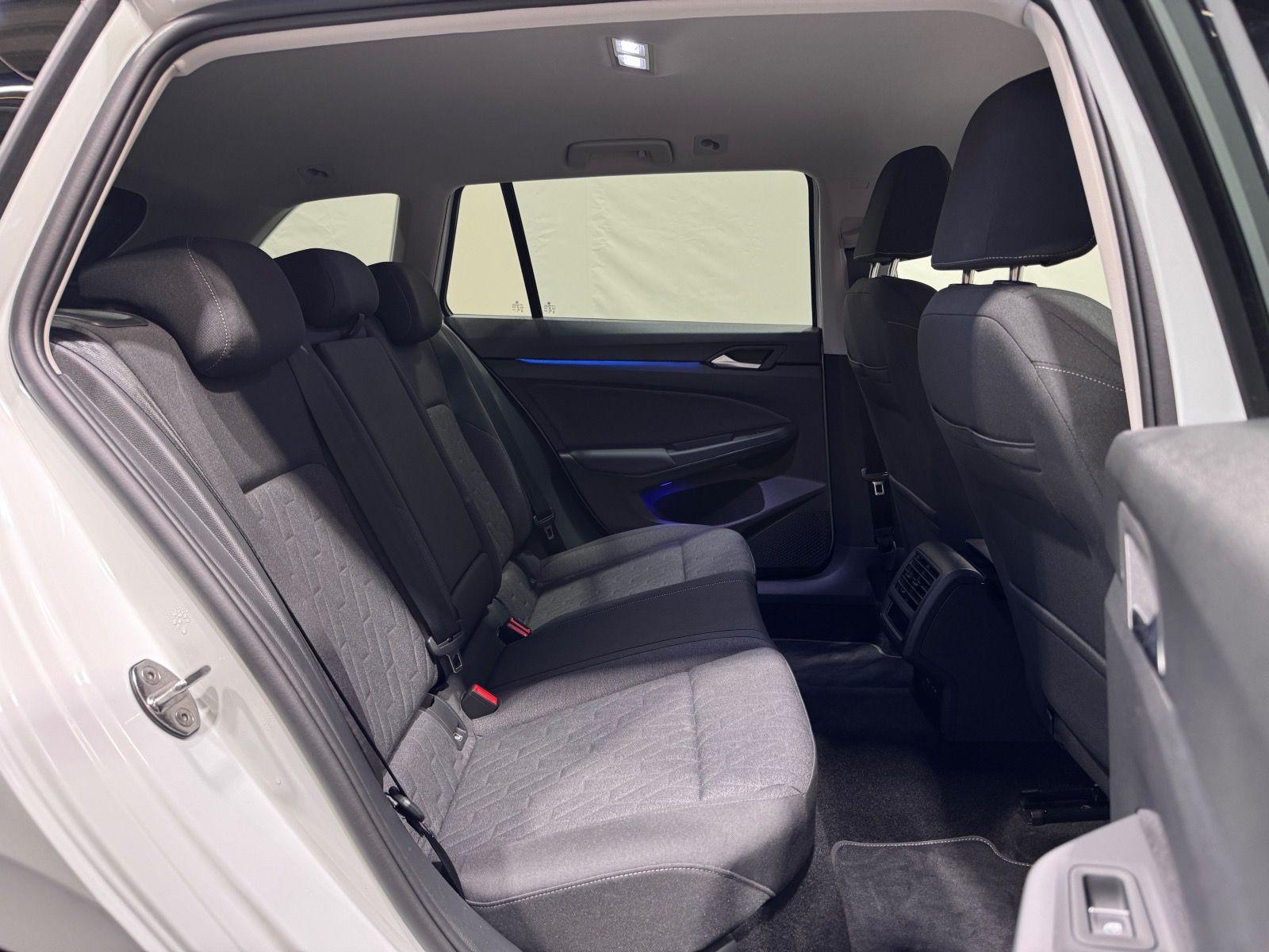 Volkswagen Golf Variant Life 1.5 TSI | AHK LED NAVI RÜKA