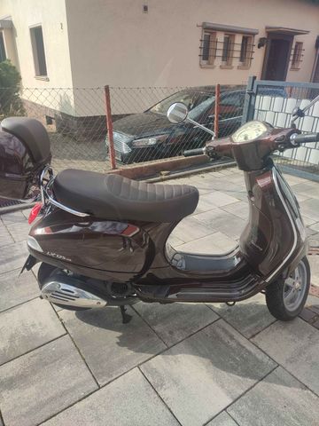 Vespa LX25