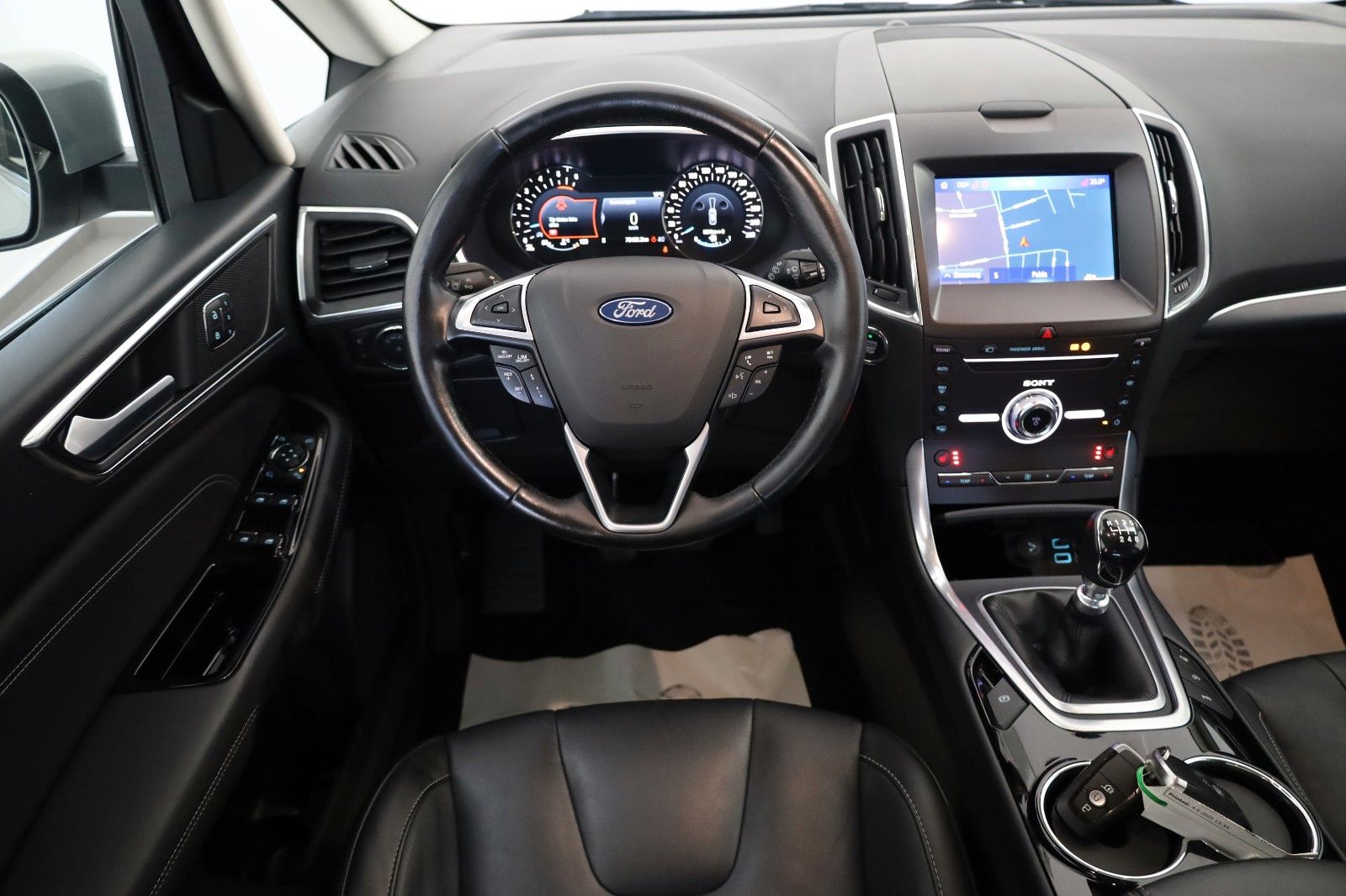 Fahrzeugabbildung Ford S-Max Titanium,Leder,Navi,LED,SH,PDC,Kamera