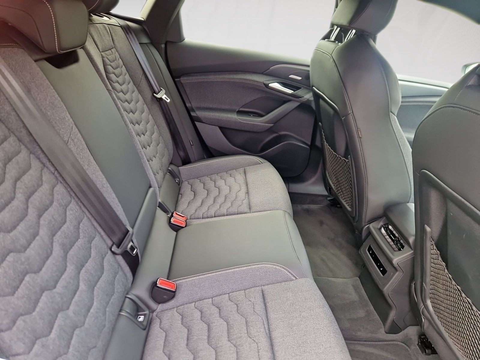 Audi A6 e-tron - Bild 10