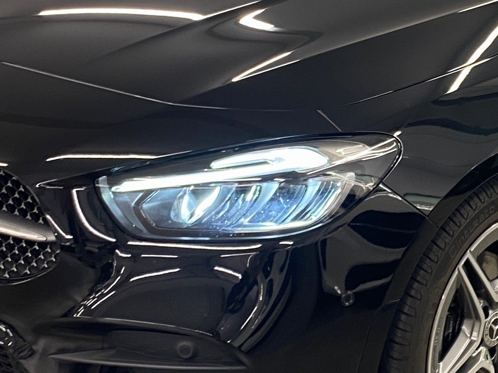 Fahrzeugabbildung Mercedes-Benz B 200 AMG*Totwinkel*LED*Kamera*CarPlay*EasyPack*