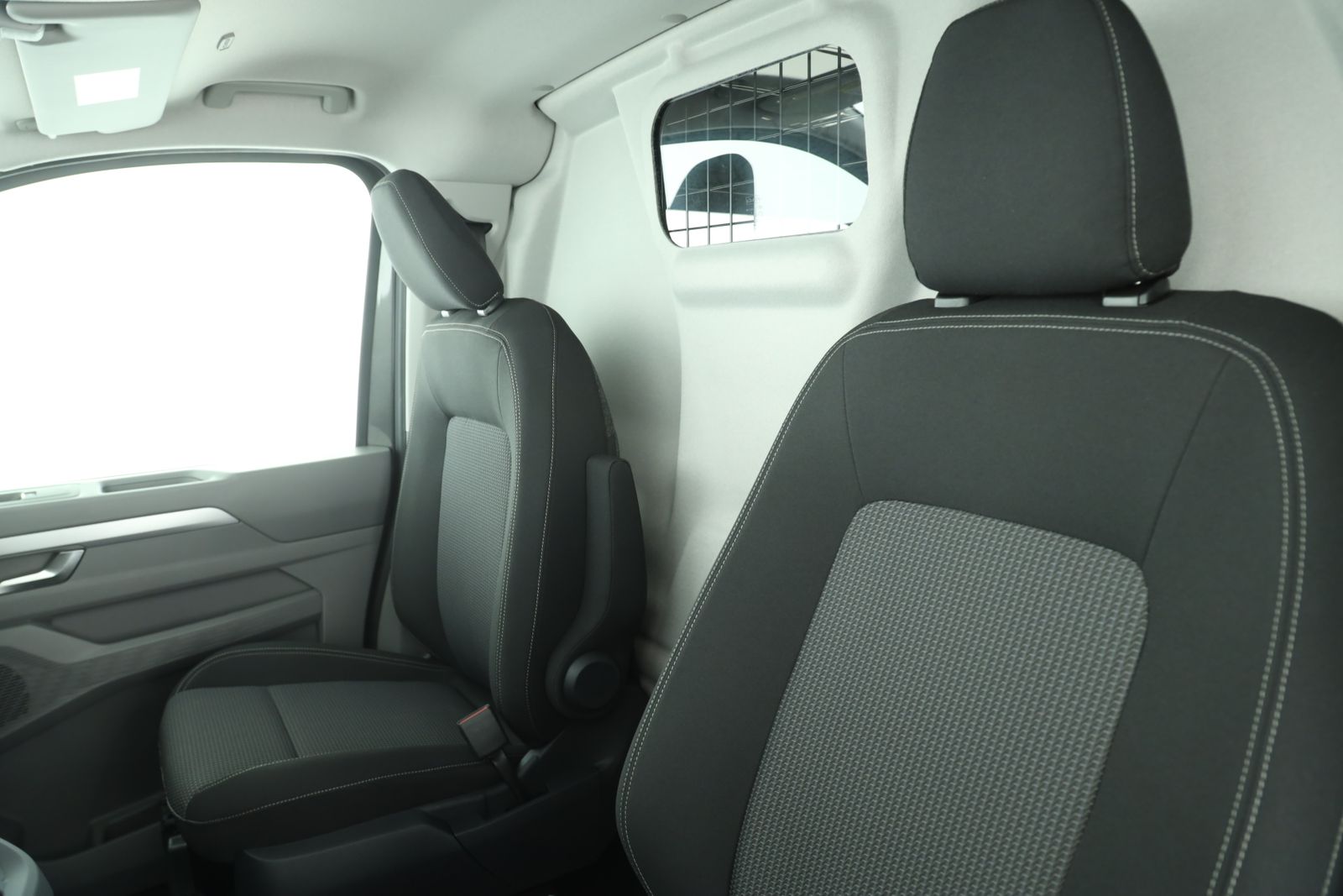 Volkswagen T7 Transporter Kasten LR lang TDI 4MOTION foto 12