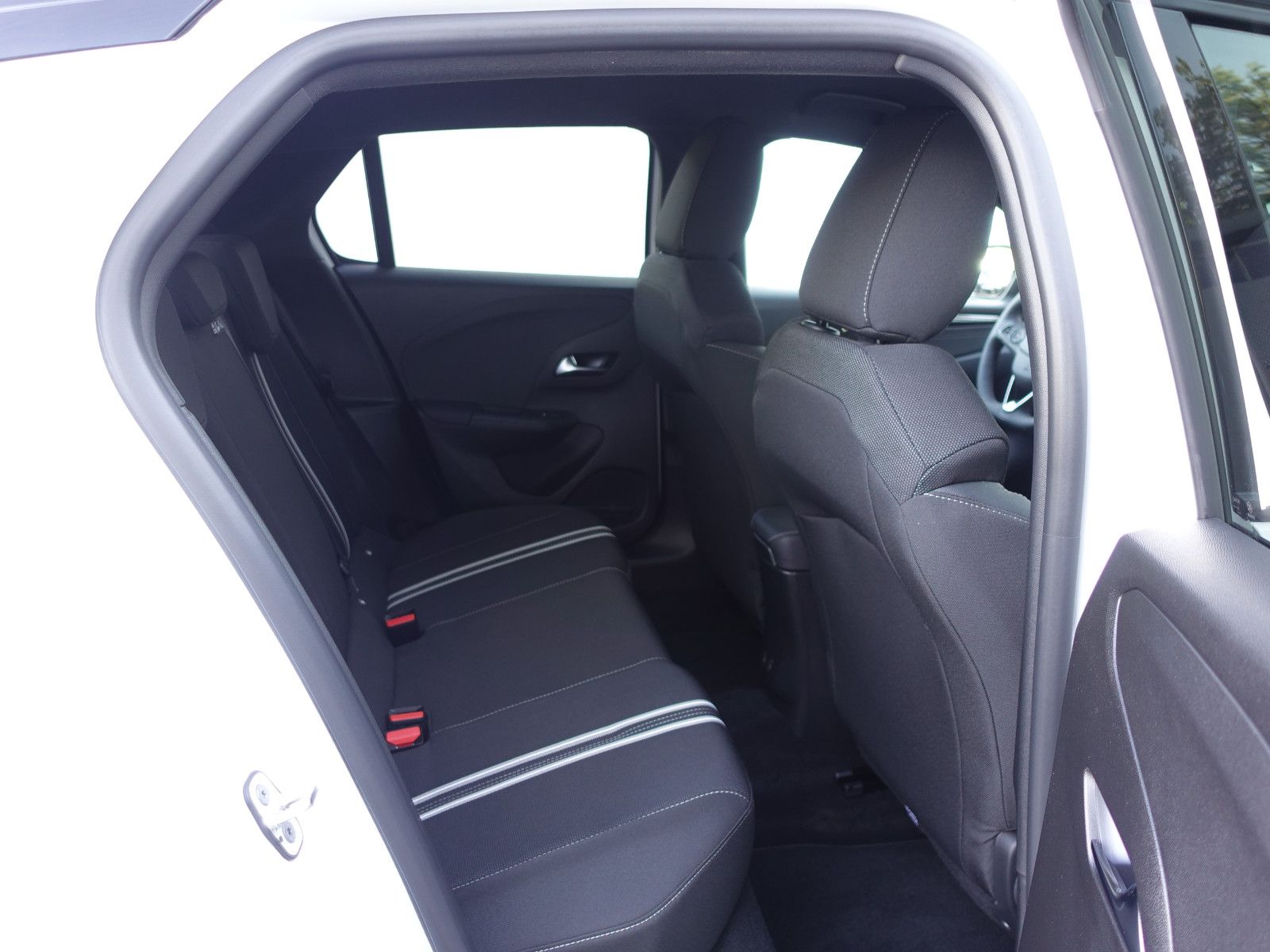 Fahrzeugabbildung Opel Corsa GS 1.2T AUTOMATIK,Navi,Kamera,Sitzhzg,Allw