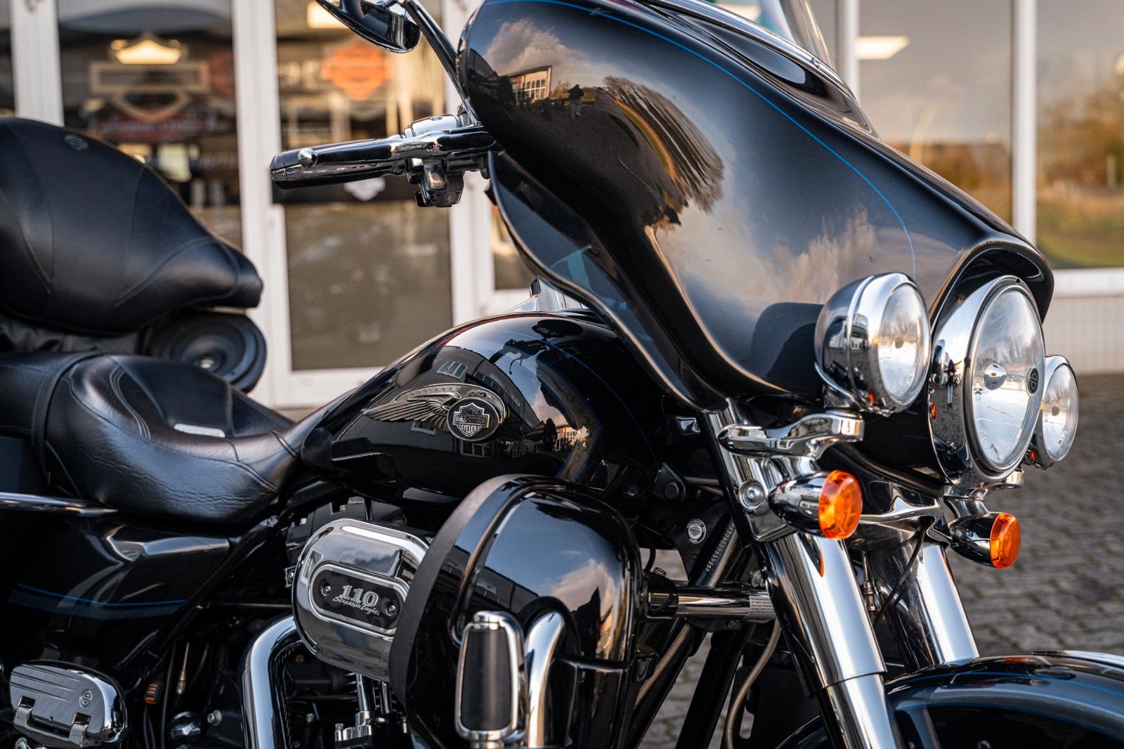 Fahrzeugabbildung Harley-Davidson CVO Ultra Classic Electra Glide 110ANV FLHTCUSE8