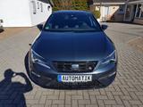 Seat Leon FR  LED  Apple CarPlay  Alu 19"  RF-Kamera - Seat Leon mit Benzin-Antrieb: Limousine, Automatik